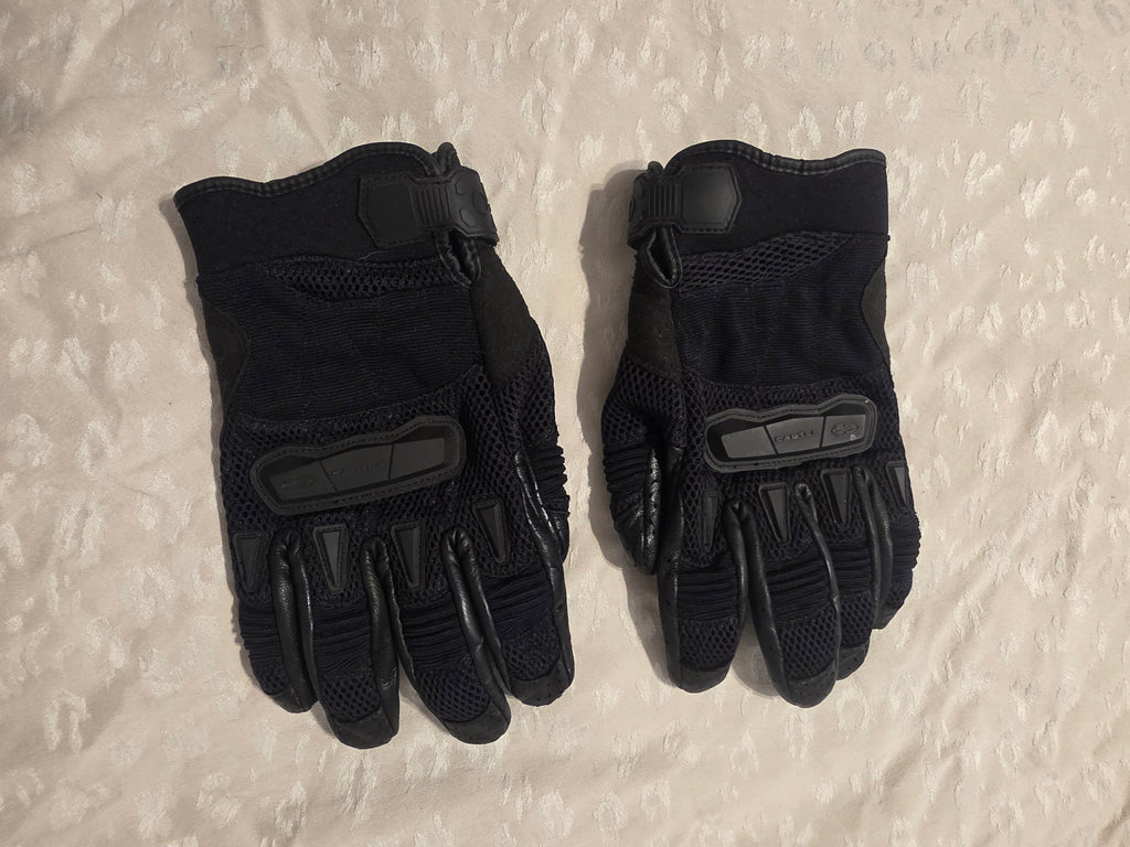Castle Streetwear Sport Mesh Motorcycle Gloves – Black – Size 2XL