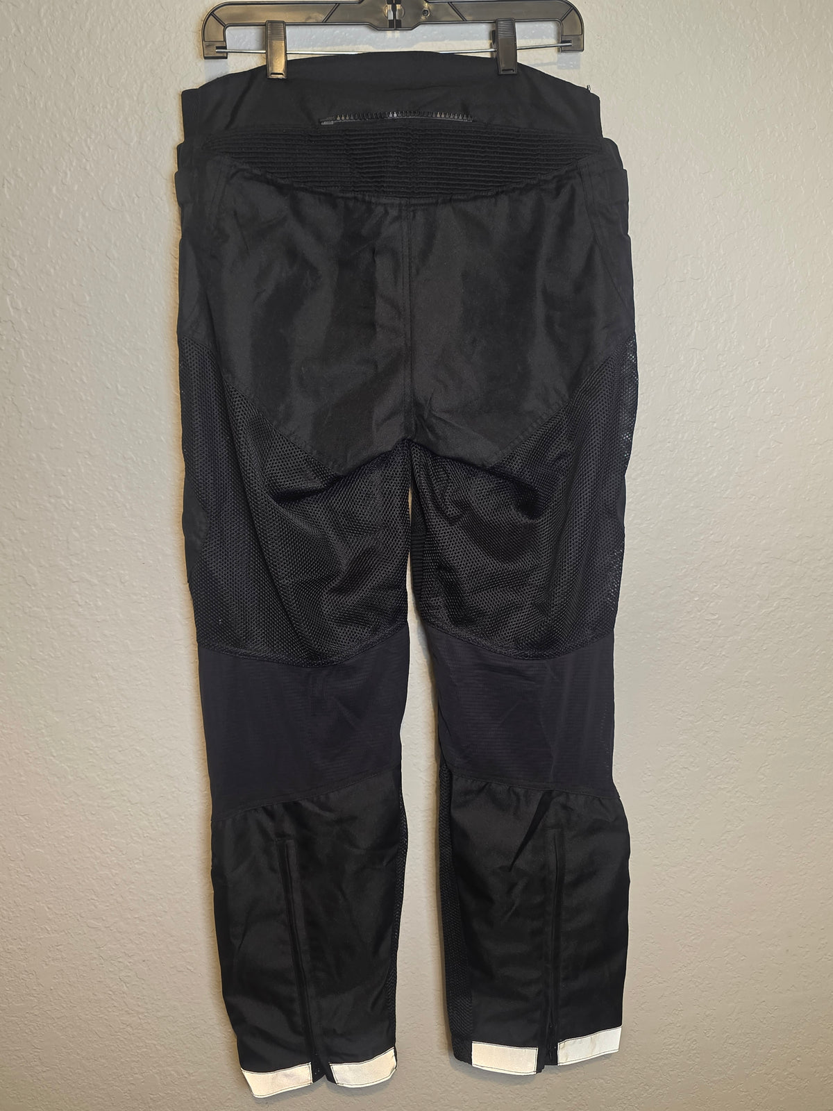 Title: NORU Kiryu Mesh Motorcycle Pants – Black – Medium