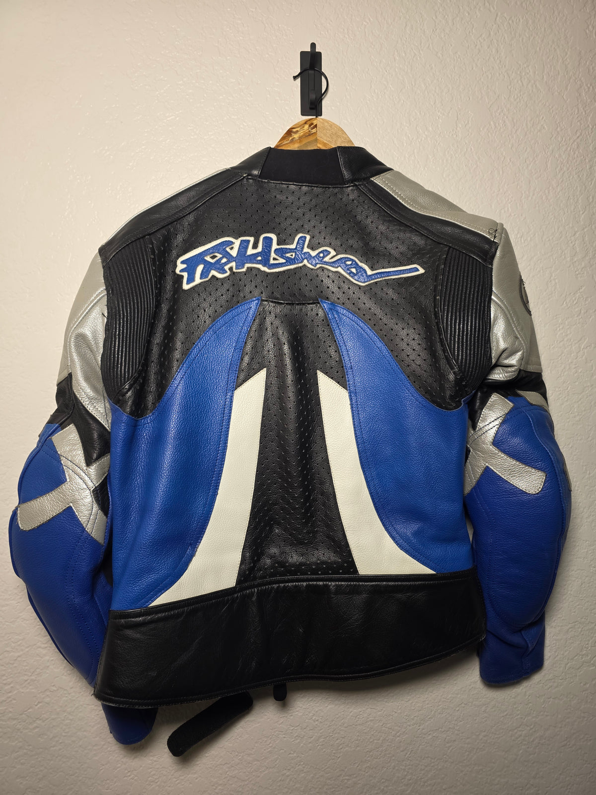 Pre-owned Fieldsheer Women's 2-pPiece Leather Motorcycle Suit -Medium