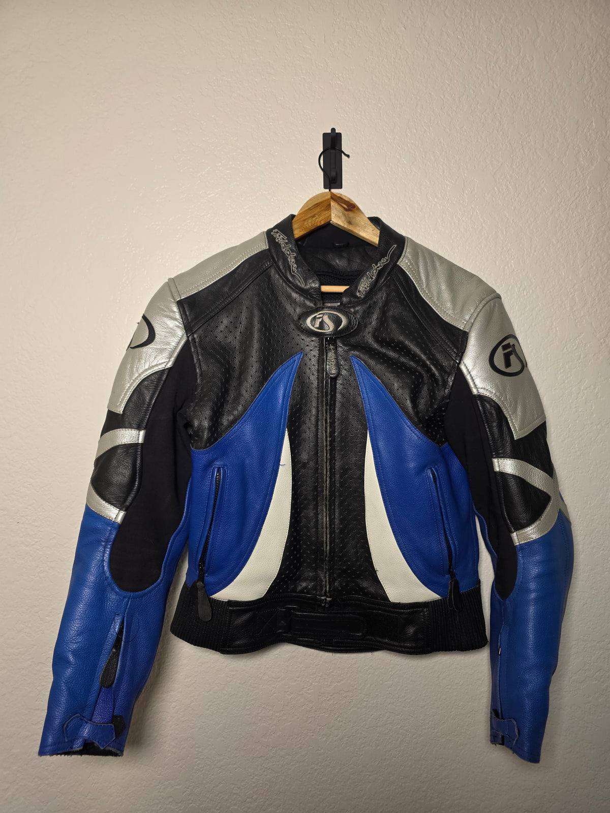 Pre-owned Fieldsheer Women's 2-pPiece Leather Motorcycle Suit -Medium